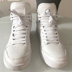 Levi's BB Hi Perf High-Top Sneakers | Women's 8